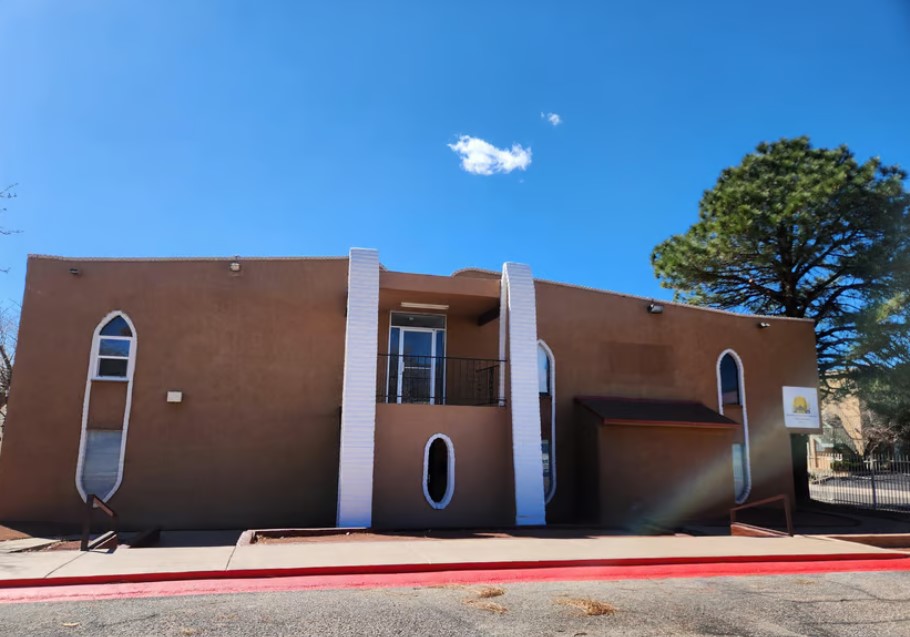 Exclusive Building